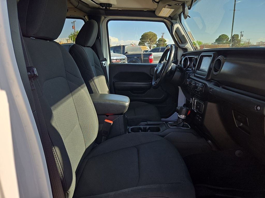 2022 Jeep Gladiator Willys