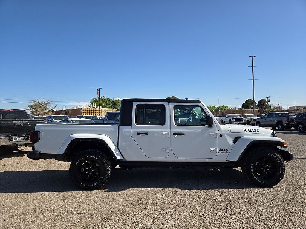 2022 Jeep Gladiator Willys