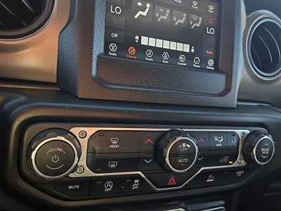 2022 Jeep Gladiator Willys