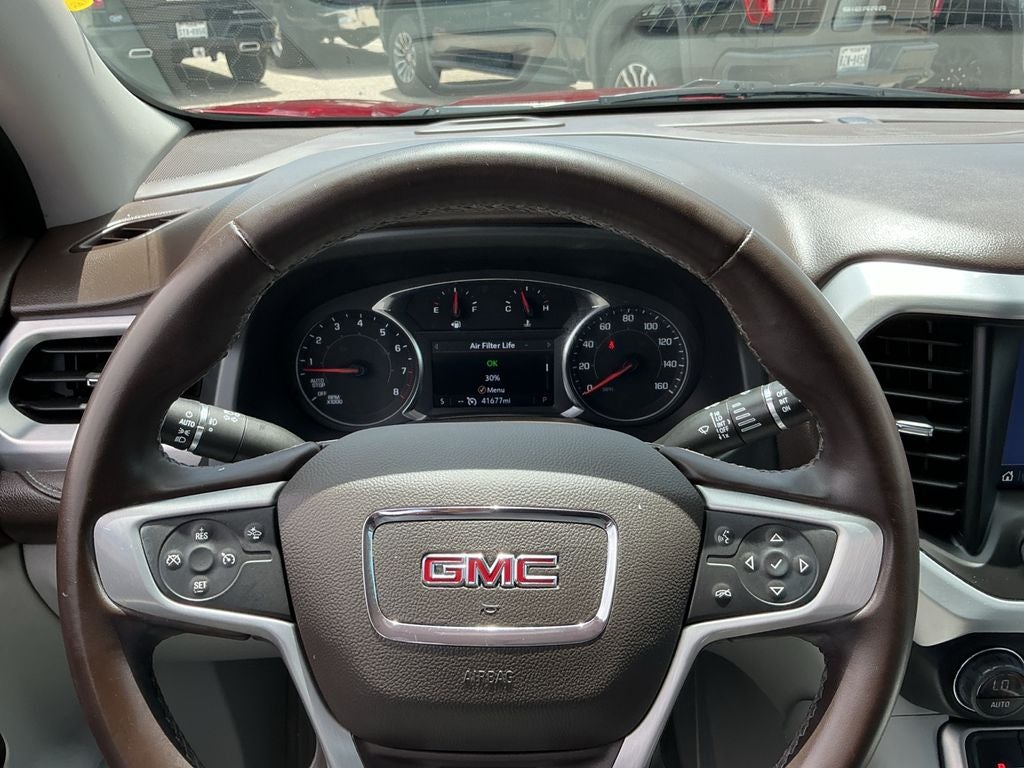 2023 GMC Acadia SLT