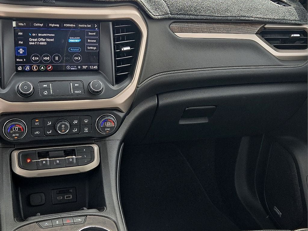 2023 GMC Acadia Denali