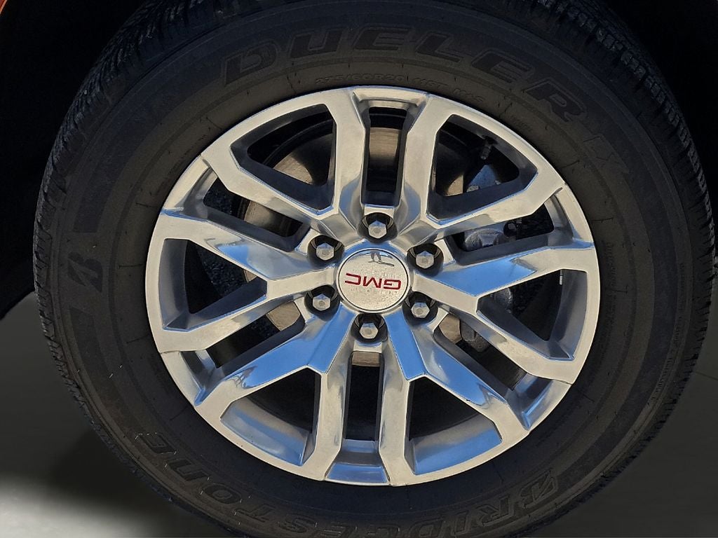 2022 GMC Yukon SLT