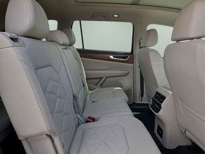 2025 Volkswagen Atlas 2.0T SE w/Technology