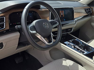 2025 Volkswagen Atlas 2.0T SE w/Technology