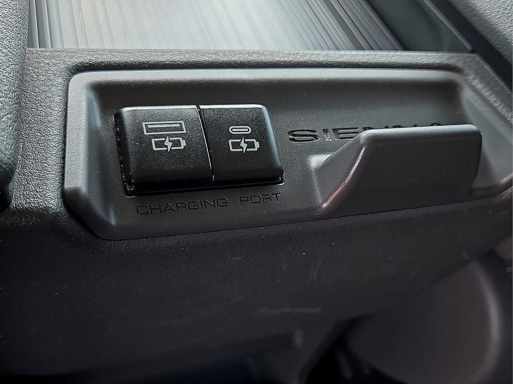 2021 Toyota Sienna XSE 7 Passenger