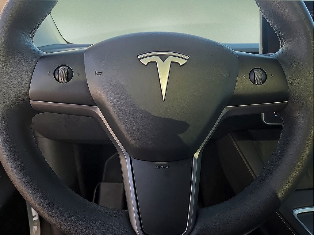 2025 Tesla Model Y Long Range