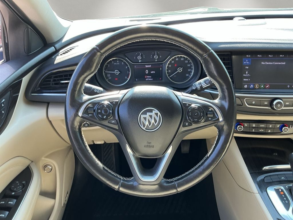 2019 Buick Regal TourX Essence