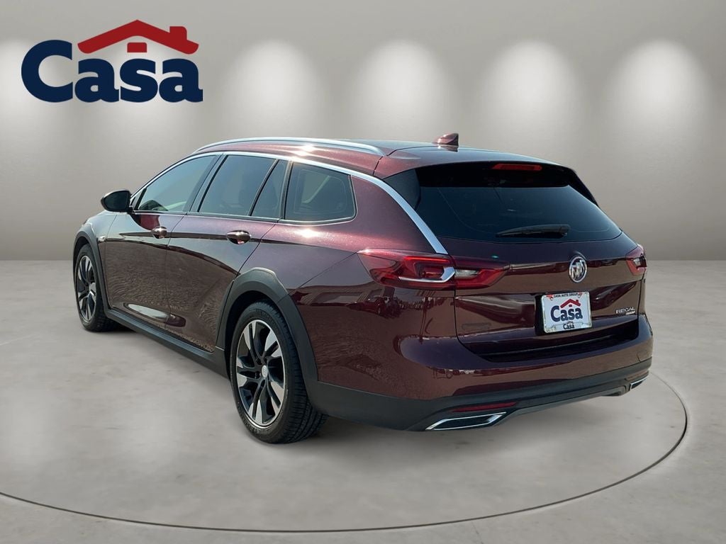2019 Buick Regal TourX Essence