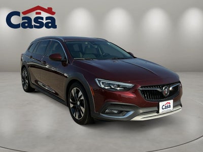 2019 Buick Regal TourX Essence