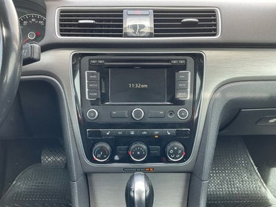 2015 Volkswagen Passat 1.8T SE