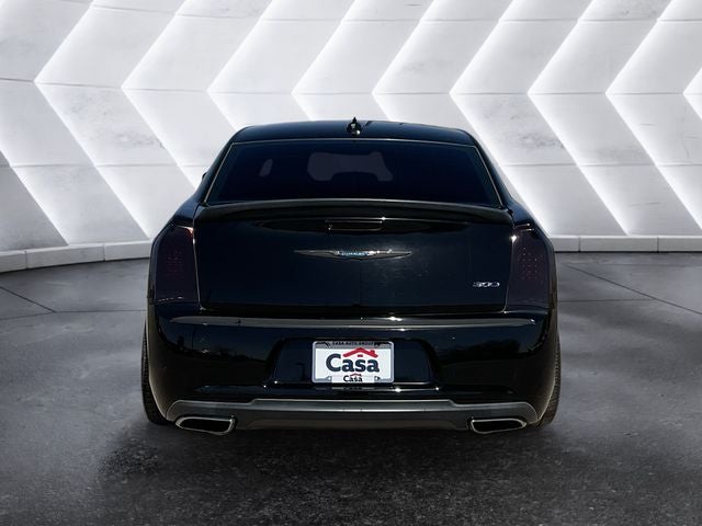 2018 Chrysler 300 Touring L