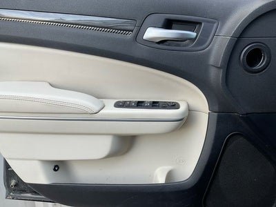 2018 Chrysler 300 Touring L