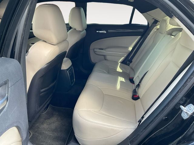 2018 Chrysler 300 Touring L