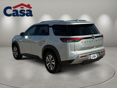 2025 Nissan Pathfinder SL
