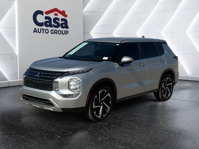 2023 Mitsubishi Outlander SE