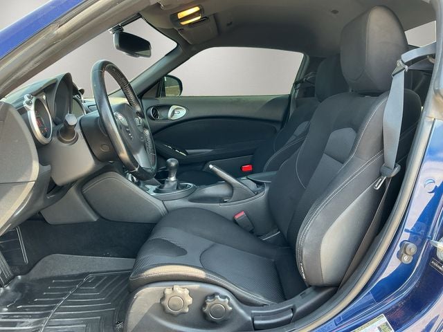 2016 Nissan 370Z Sport
