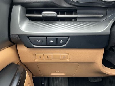 2023 Kia Carnival LX