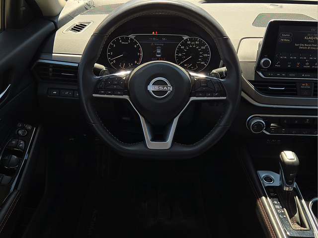 2025 Nissan Altima SR