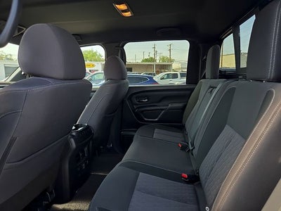 2023 Nissan Titan SV