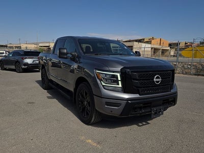 2023 Nissan Titan SV