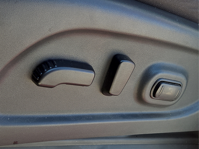 2024 Nissan TITAN Crew Cab SV