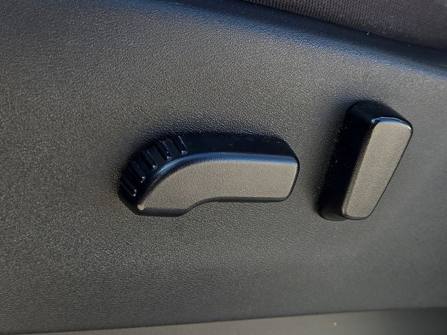 2022 Nissan Frontier Crew Cab SV