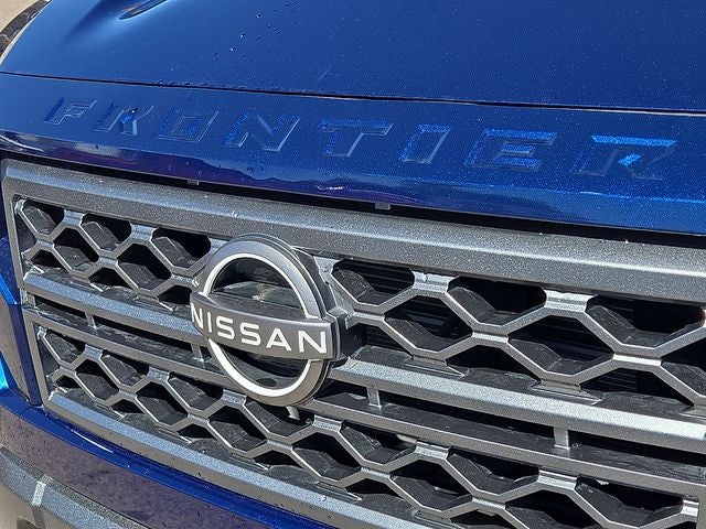 2022 Nissan Frontier Crew Cab SV