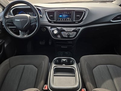 2020 Chrysler Pacifica Touring