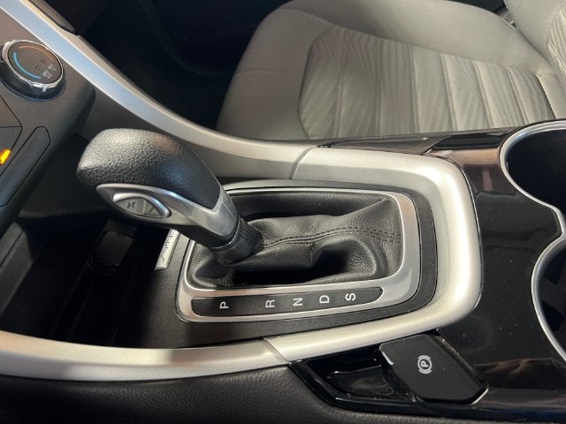 2016 Ford Fusion S