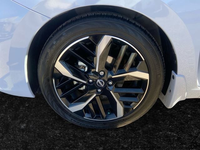 2024 Nissan Versa SR