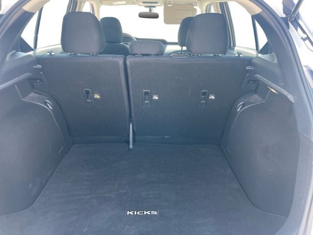 2023 Nissan Kicks S