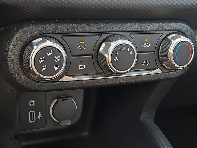2023 Nissan Kicks S
