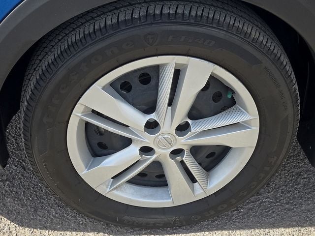 2023 Nissan Kicks S