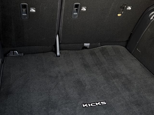 2023 Nissan Kicks S