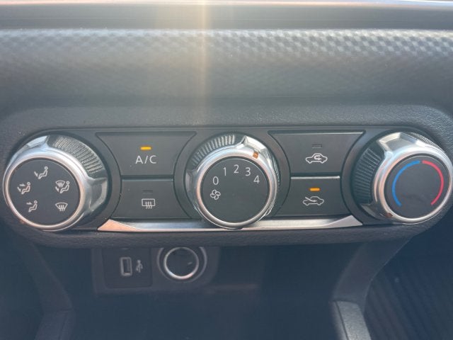2022 Nissan Kicks S