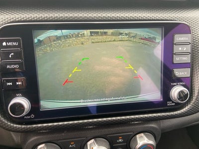 2022 Nissan Kicks SV