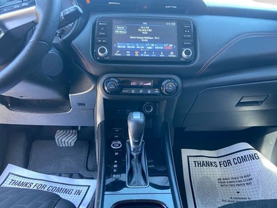 2024 Nissan Kicks SR