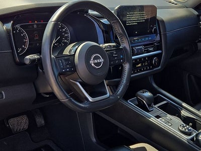 2024 Nissan Pathfinder SL