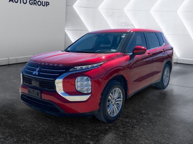 2024 Mitsubishi Outlander ES