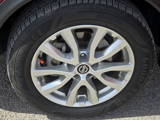 2021 Nissan Rogue Sport SV