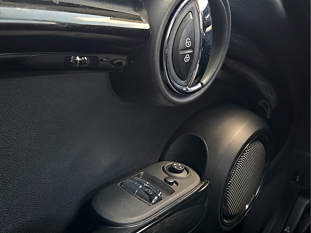 2018 MINI Cooper S Base
