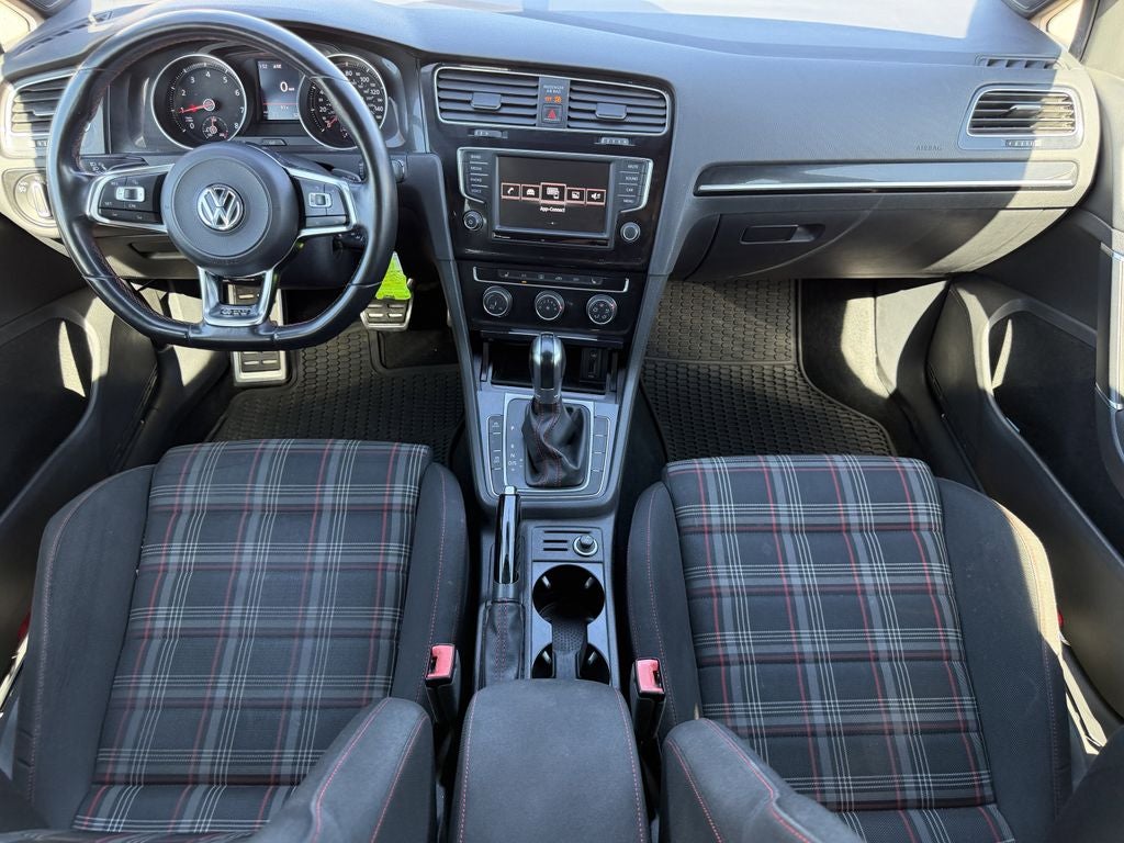 2017 Volkswagen Golf GTI S