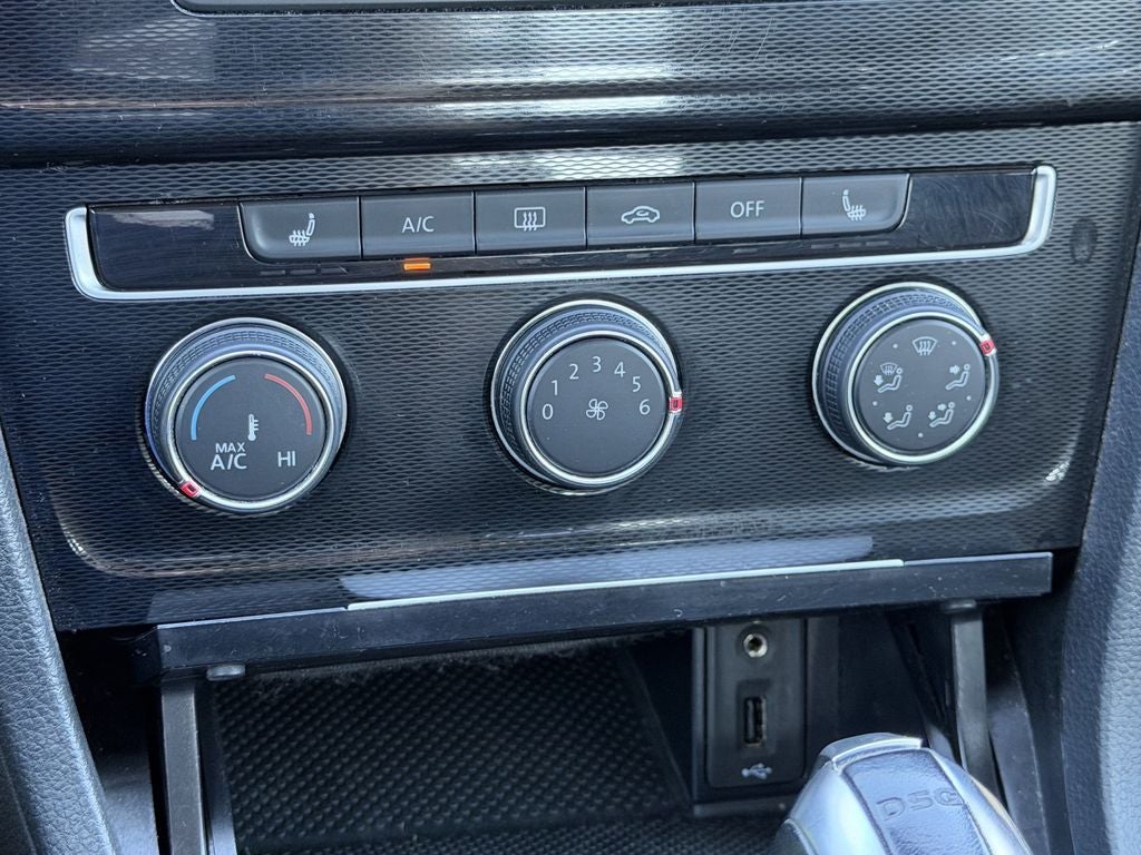 2017 Volkswagen Golf GTI S