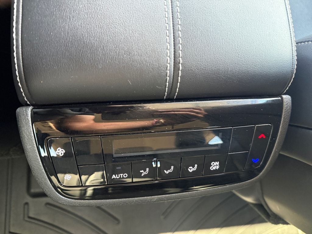 2024 INFINITI QX60 PURE