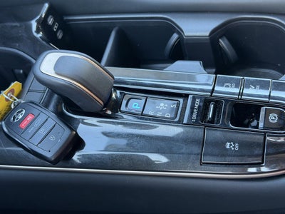 2025 Toyota Crown Signia Limited