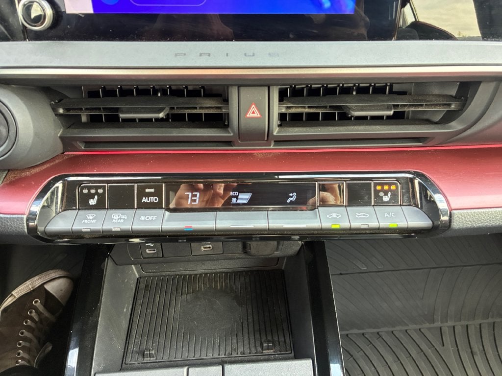 2025 Toyota Prius Plug-In Hybrid XSE