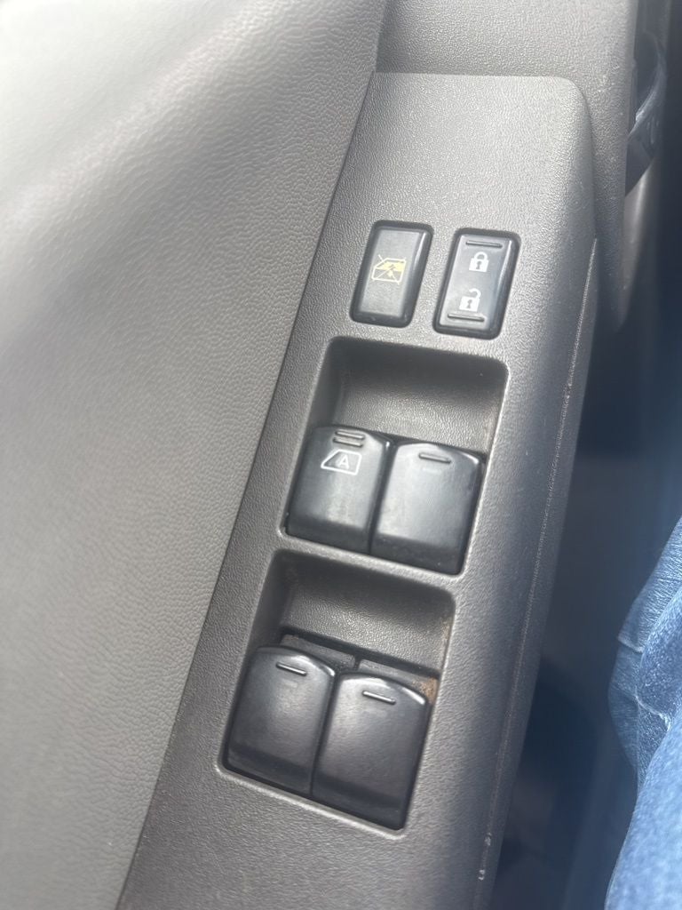 2014 Nissan Xterra S