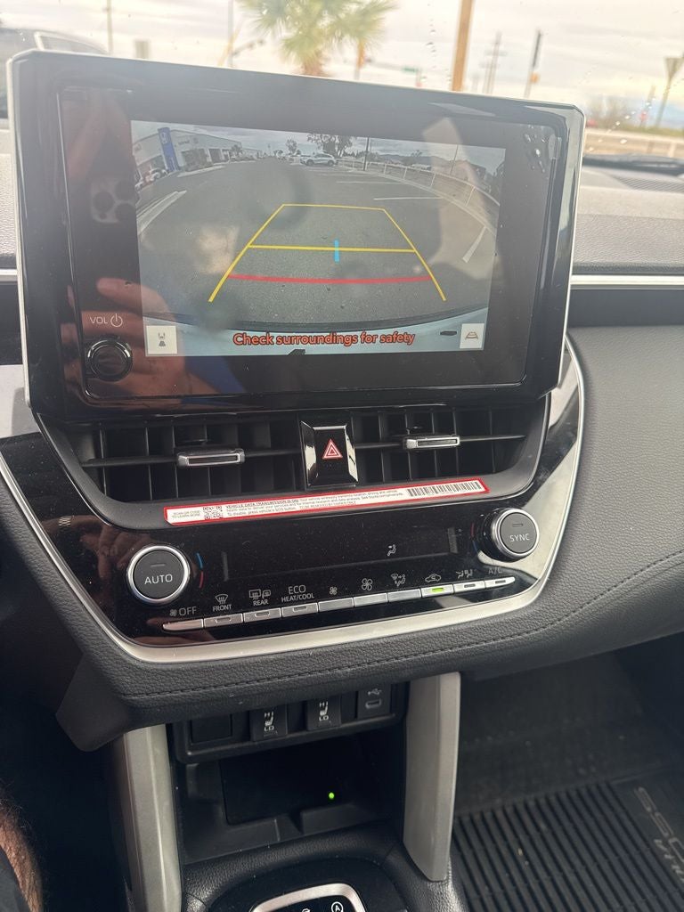 2025 Toyota Corolla Cross XLE