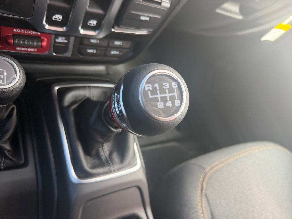 2027 Jeep Wrangler WRANGLER 2-DOOR WILLYS