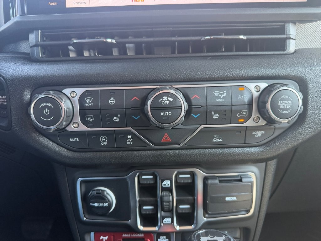 2027 Jeep Wrangler WRANGLER 4-DOOR WILLYS